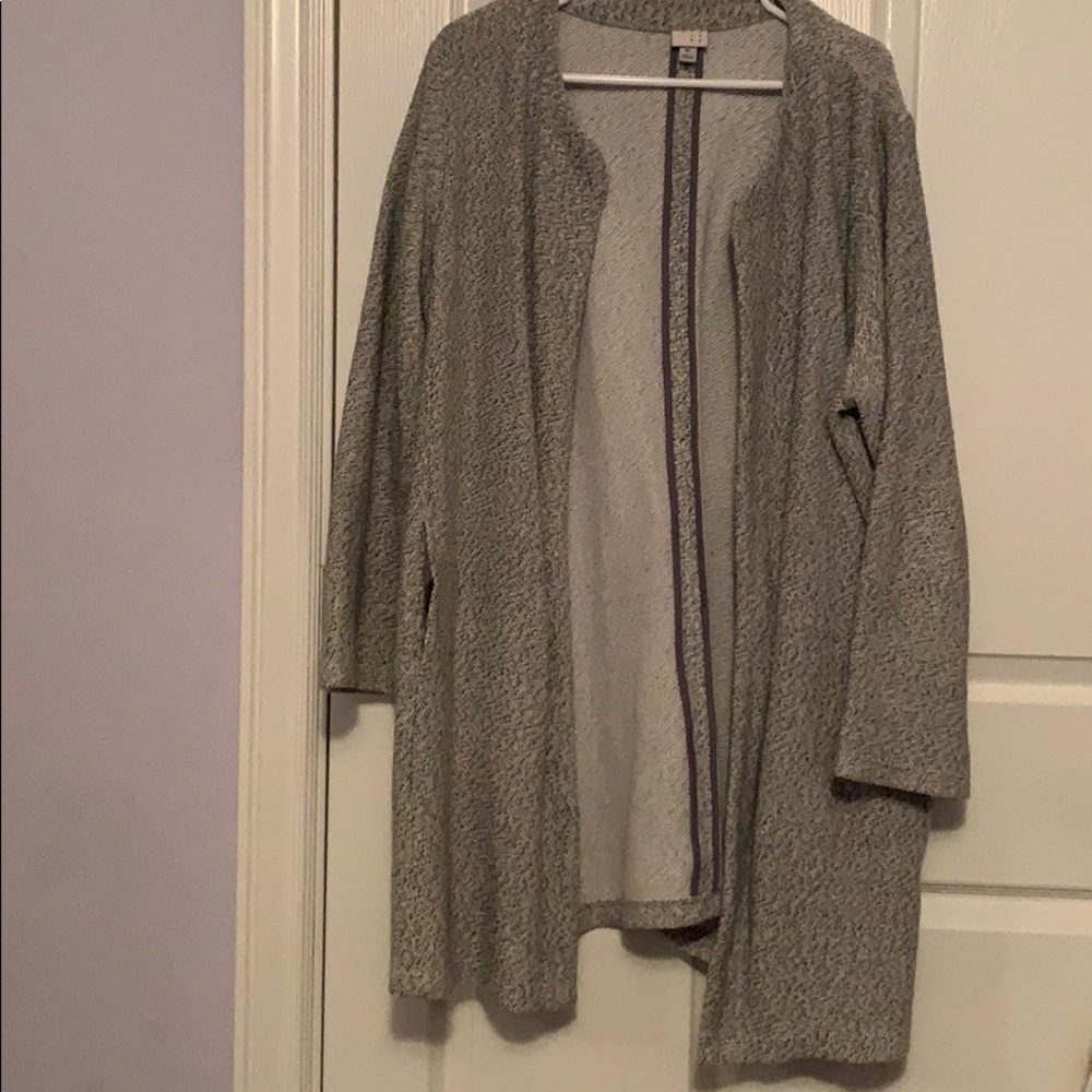 Grey cardigan